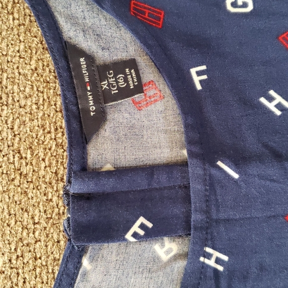 Tommy Hilfiger navy blue cold shoulder white & red print dress - Picture 5 of 9